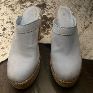 Kimberly Whitman x Antonio Melani